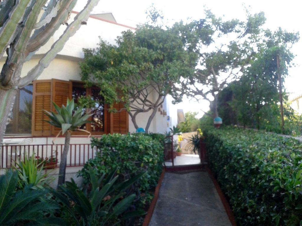 B&B Il Girasole Noto Bagian luar foto